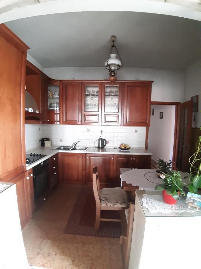 Apartmani Luce Sumartin Exterior photo